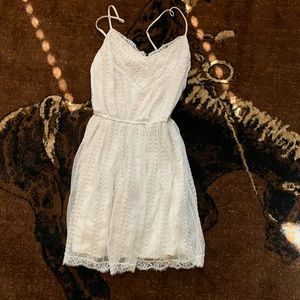 Abercrombie Lace Dresses (2)